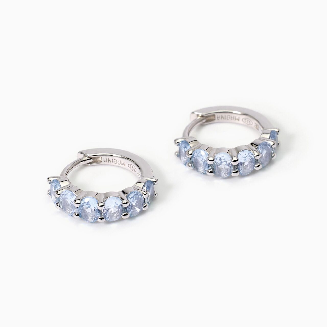 Alternative view of Orecchini a Cerchio Mabina in Argento e Zirconi - 563581