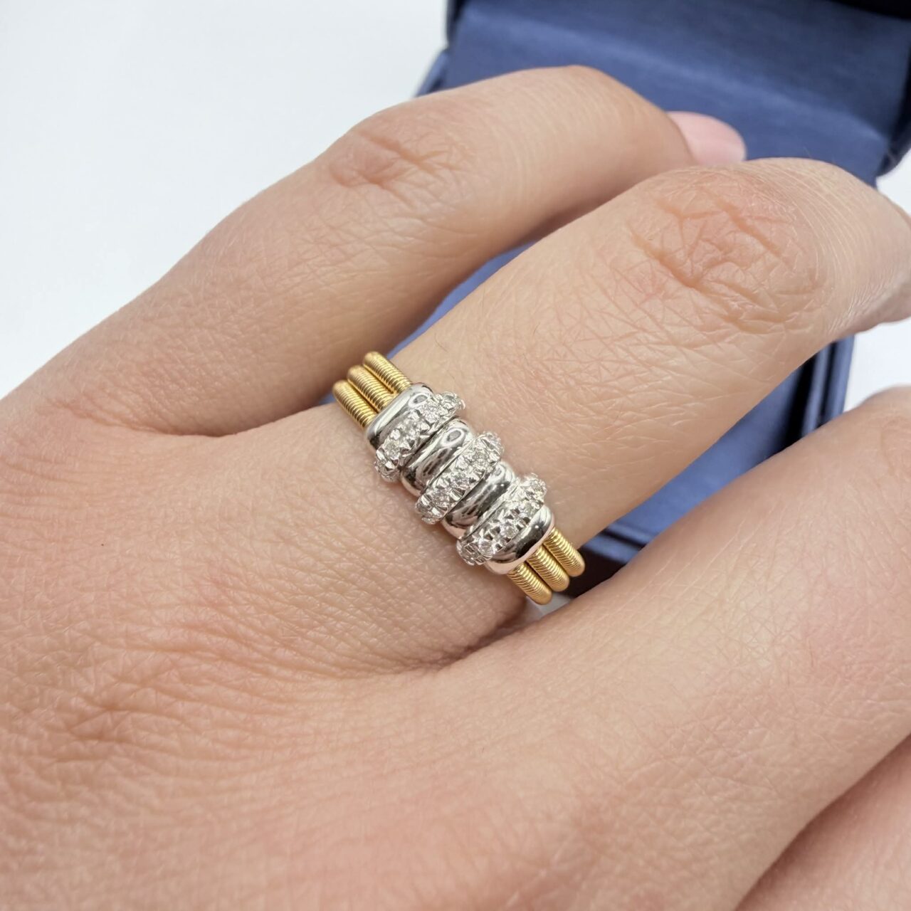 Alternative view of Anello Donna Marco Bicego in Oro 18Kt con Brillanti